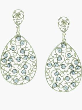 Olivia Welles Gold Filigree Earrings NWT